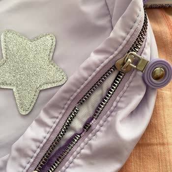 Kısa Sürede Bozulan Okul Çantası İçin Değişim Talebi