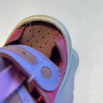 Kısa Sürede Deforme Olan Çocuk Ayakkabısı İçin Vicco'dan Destek Alamıyorum