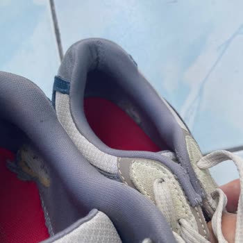 Skechers Ayakkabıda 2 Ayda Yırtılma Değişim Talebim Reddedildi