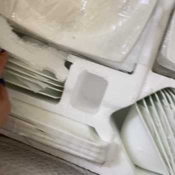 DHL eCommerce&nbsp;Türkiye İle Gelen Yemek Takımımın Dikkatsiz Teslimatı Ve İlgisiz Müşteri Hizmetleri!