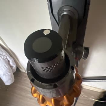 Dyson V15 Kendiliğinden Kapandı Açılmıyor