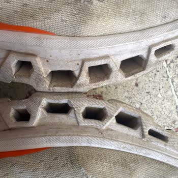 Kullanımı Az Olan Ayakkabıda Erken Yırtılma Ve Müşteri Hizmetlerinden Yanıtsızlık