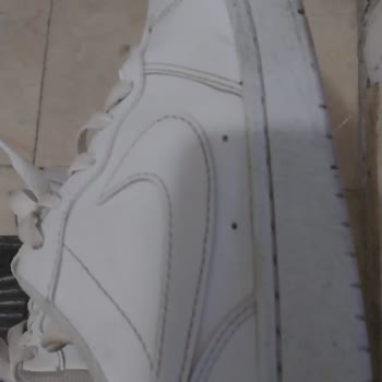 Kısa Sürede Renk Solan Ayakkabı İçin Garantiye Rağmen Çözüm Bulamıyorum