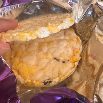 Gong Paketinde Siyah Ve Tanımsız Cisimlerle Karşılaştım