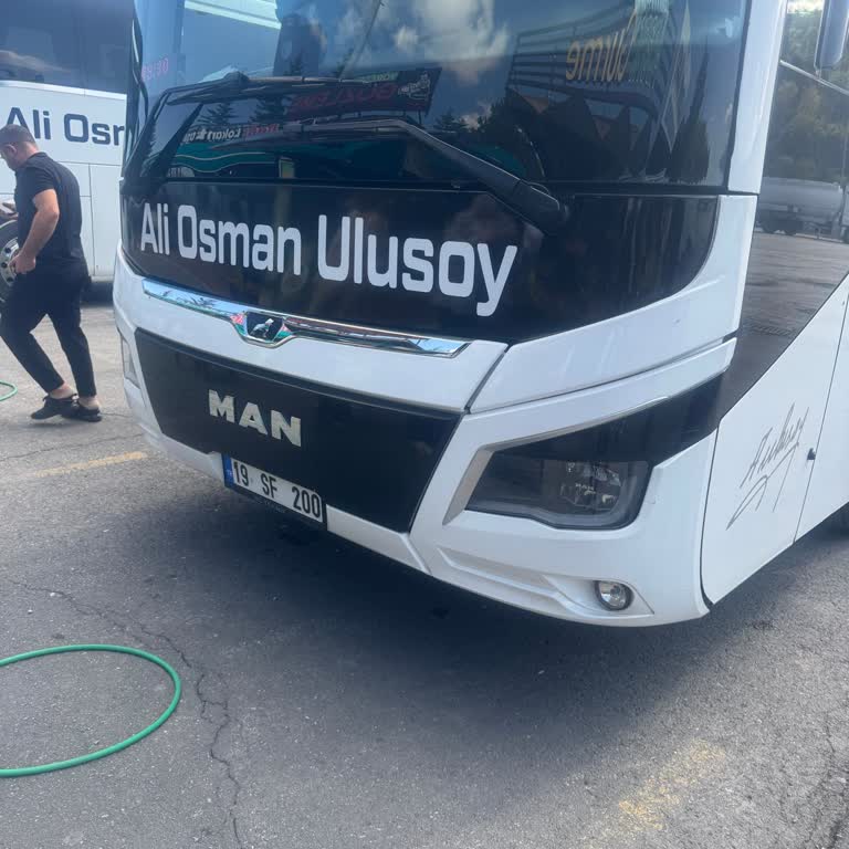 Otobüs Şoförünün Yol Üstünde İndirme Talebimizi Reddetmesi Mağduriyet Yarattı