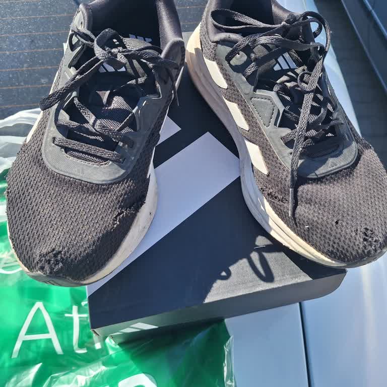 Kısa Sürede Yırtılan Adidas Ayakkabıya Garanti Reddi Ve Mağduriyet