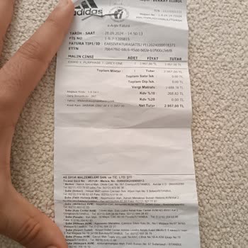 Adidas Ayakkabıda Kısa Sürede Yırtık Ve Garanti Reddi Mağduriyeti