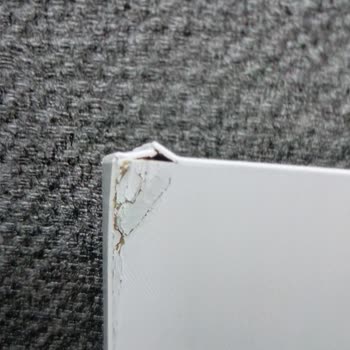 Hasarlı Masa Teslimatı Ve İlgisiz Müşteri Hizmetleri Deneyimi