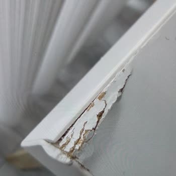 Hasarlı Masa Teslimatı Ve İlgisiz Müşteri Hizmetleri Deneyimi