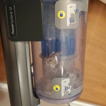 Philips 7053 Dikey Süpürgede Kronik Filtre Tıkanıklığı Ve Yetersiz Teknik Destek