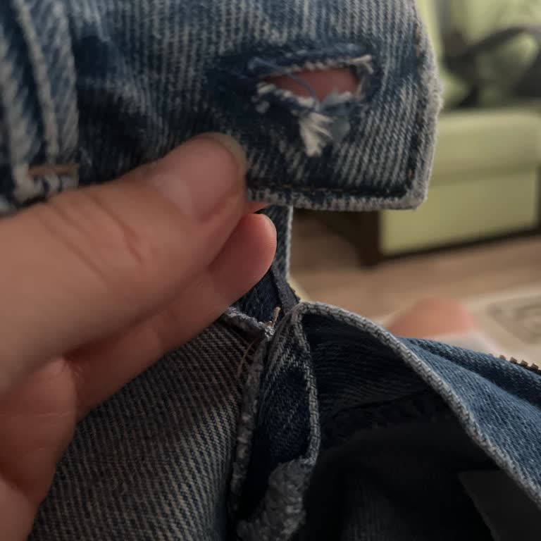 Garanti Süresi Dolmadan Yıpranan Jean Pantolon İçin Değişim Talebi