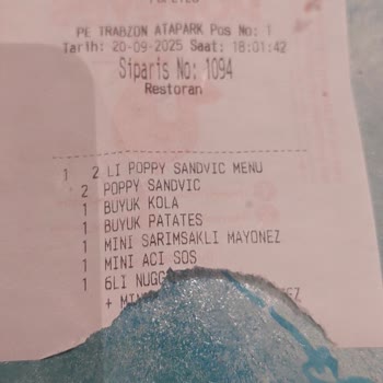 Hamburgerde Kemikli Et Çıkması Nedeniyle Sağlığım Tehlikeye Girdi, Ücret İadesi Talep Ediyorum