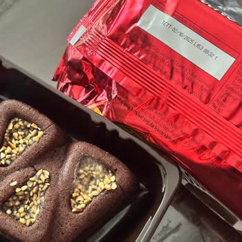 Son Kullanma Tarihi Geçmemiş Kekte Küf Sorunu Yaşadım