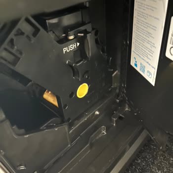 Yeni Kahve Makinesinde Demleme Ünitesi Sorunu