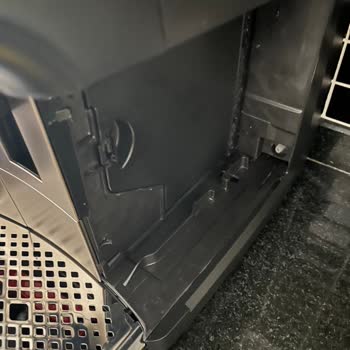 Yeni Kahve Makinesinde Demleme Ünitesi Sorunu