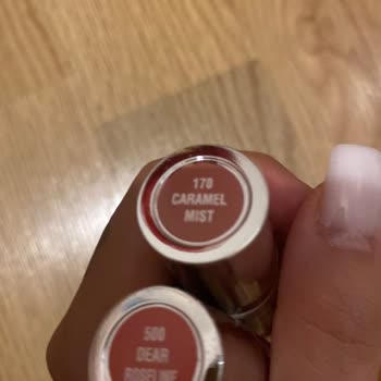 Gratis Beaulis Rujun Dışındaki Renk İle İçi Tamamen Farklı