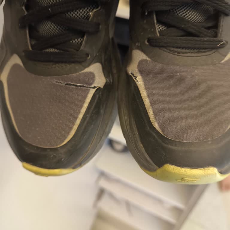 Ayakkabıda Açılma Sorununa Çözüm Bulunmuyor