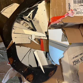 Kargo Taşıması Sırasında Kırılan Ürün İçin Zararımın Karşılanmasını Talep Ediyorum