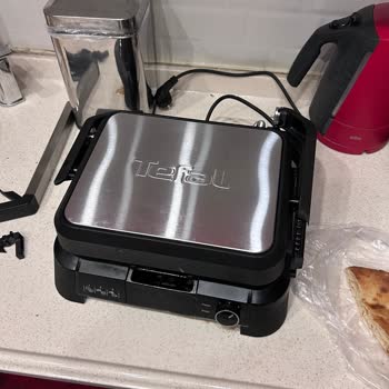 Yeni Alınan Tost Makinesinin Menteşesi İkinci Kullanımda Kırıldı