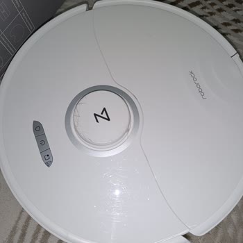 Servisten Çiziklerle Dönen Robot Süpürgem İçin Değişim Talebi