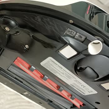 Servisten Çiziklerle Dönen Robot Süpürgem İçin Değişim Talebi