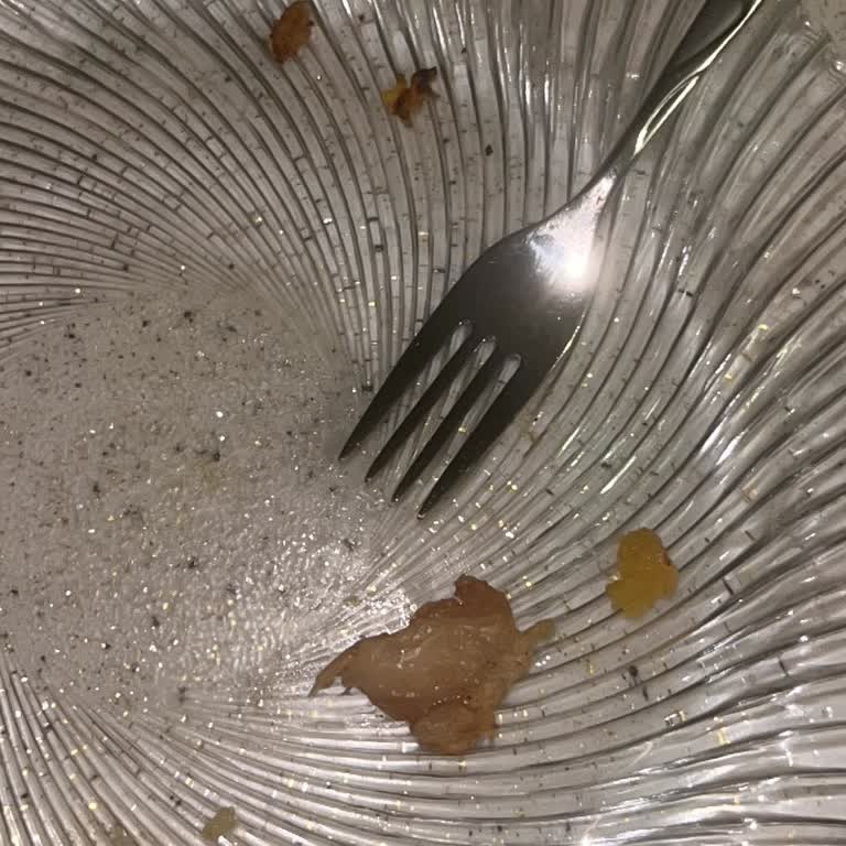 Siparişimde Çiğ Tavuk Parçası Çıktı Sağlığım Riske Girdi