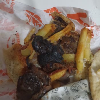 Yanık Döner Ve Yetersiz İade Süreci Nedeniyle Mağduriyet