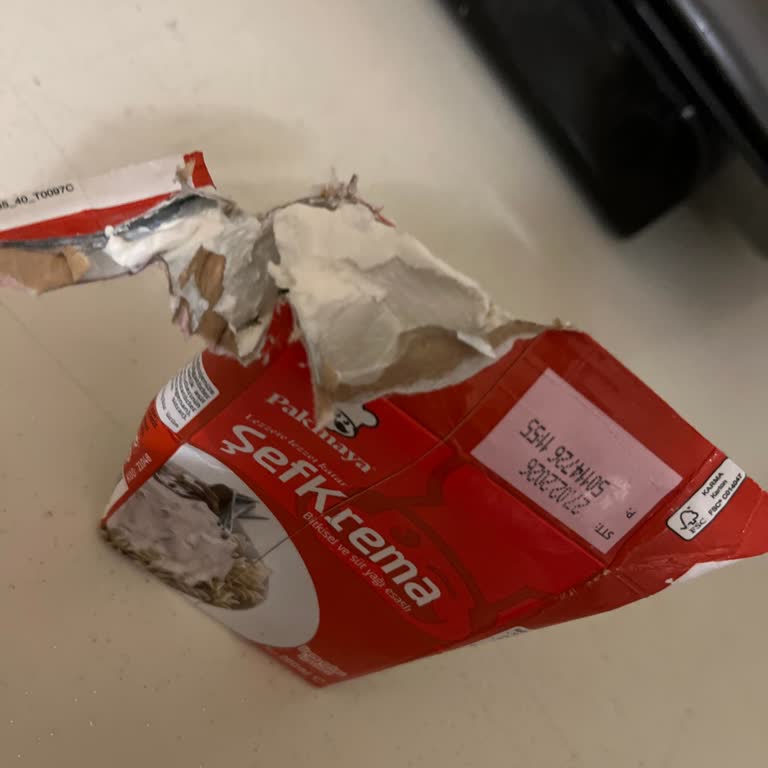 Pakmaya Şef Krema'da Süregelen Katılaşma Sorunu Ve Sağlık Riski