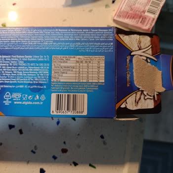 Dondurma İçinden Çıkan Sert Plastik Parça Sağlık Riski Yarattı