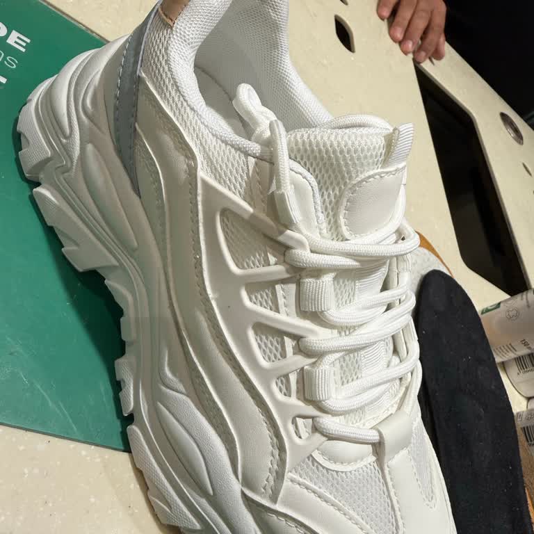 Deichmann İndirimli Ayakkabı Satın Alma Deneyiminde Stok Ve Sistem Sorunu