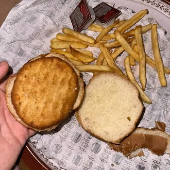 Yüksek Ücret, Eksik Ürün: Hayal Kırıklığı Ve İletişimsizlik