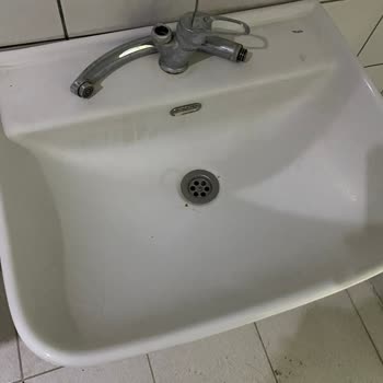 Hastane Tuvaletlerinde Süregelen Hijyen Sorunu