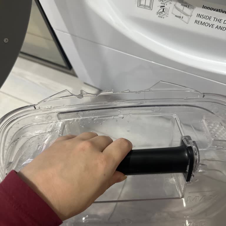 Garanti Kapsamındaki Parça İçin Ücret Talebi Ve Kırılan Kapak Sorunu