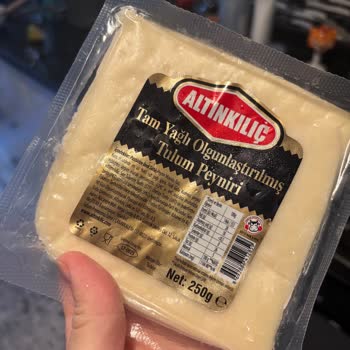 Peynir Paketinden Böcek Benzeri Madde Çıkması Hijyen Endişesi Yarattı