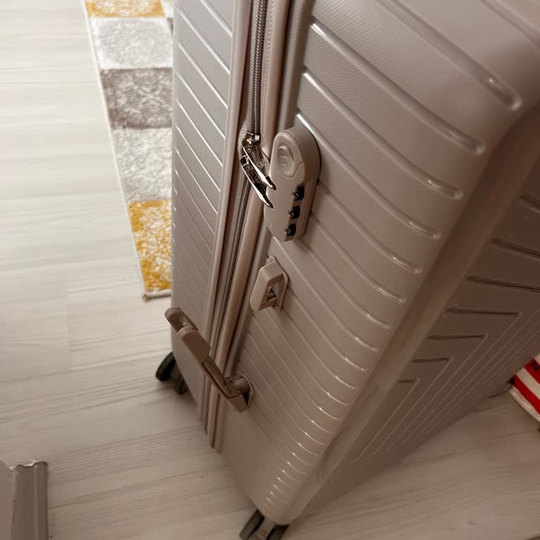 Otobüs Yolculuğunda Eşyama Zarar Verildi, Personel İlgisiz Davrandı