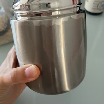 Bulaşık Makinesinde Yıkanabilir Denilen Robeve Termos Kaplar İlk Yıkamada Kullanılamaz Hale Geldi