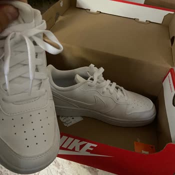 FLO’dan Aldığım Nike Ayakkabı Kalitesiz Çıktı, İade Talebim Reddedildi!