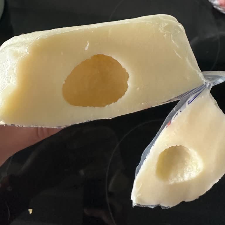 Aldığım Kebir Kaşar Peynirinde Oyuk Ve Bozuk Tat Sorunu Yaşadım