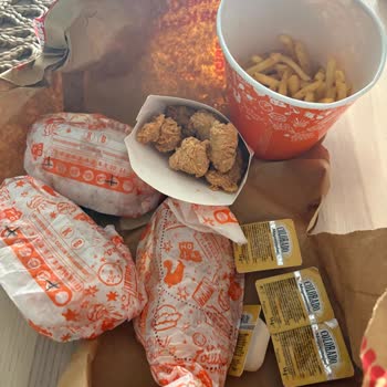 Popeyes Siparişimde Eksik Ve Hiç Teslim Edilmeyen Ürünler, Yetersiz Çözüm