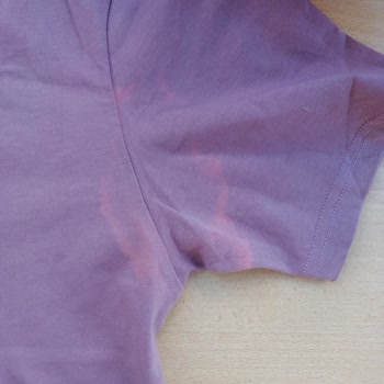 Columbia Mağazasından Aldığım Tişörtte Leke Problemi Ve Yetersiz Müşteri Hizmeti