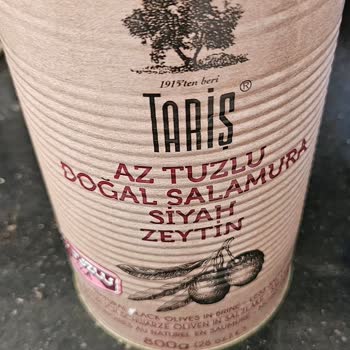 Tariş Zeytinyağı Marka Siyah Zeytini Açtığımda Kutunun Tamamı Yeşil Çıktı