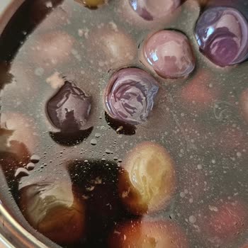 Tariş Zeytinyağı Marka Siyah Zeytini Açtığımda Kutunun Tamamı Yeşil Çıktı