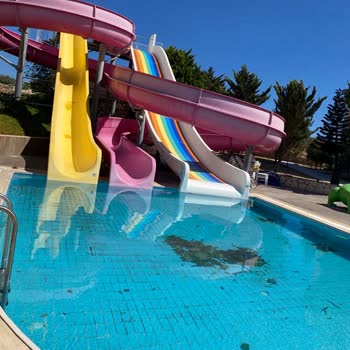 Aqua Havuzu Kullanılamaz, Tatilimiz Boşa Gitti!