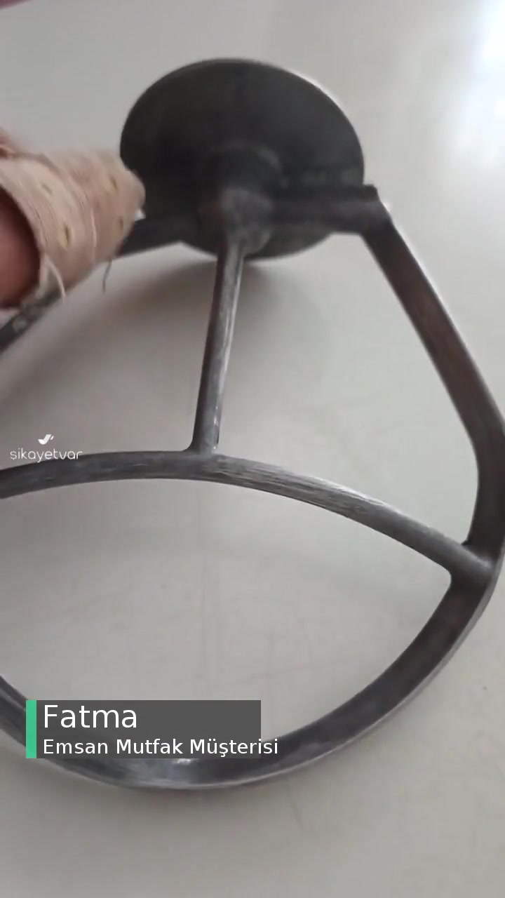 Emsan Mutfak'tan Memnun Değilim videonun kapak resmi