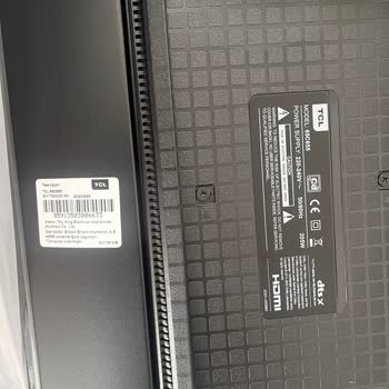 TCL TV'nin Kasası Yamuk, Görüntüde Kusurlar Var