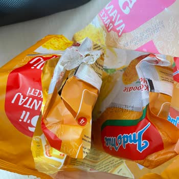 Aldığım Noodle Paketinde Açık Ürün Ve Sızan Sos Sorunu Yaşadım