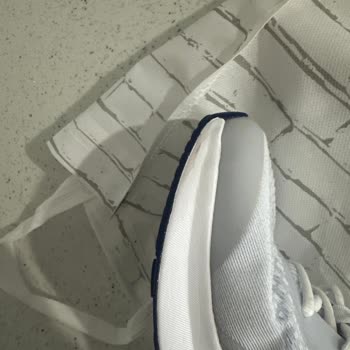 Yeni Alınan Nike Ayakkabıda Renk Atması Ve Çözümde Mağduriyet Yaşadım