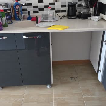 Yeni Alınan Çamaşır Makinesinde Su Sızıntısı Ve Çizik Sorunu