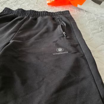 Aldığım Şortlarda Renk Solması Ve Mağaza İlgisizliği