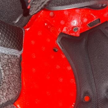 Hediye Olarak Alınan Kaskın İadesi Kabul Edilmedi, Bilgilendirme Eksikliği Yaşadım